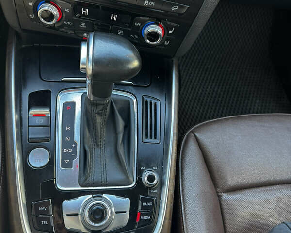 Синий Ауди Ку 5, объемом двигателя 2 л и пробегом 262 тыс. км за 18000 $, фото 9 на Automoto.ua