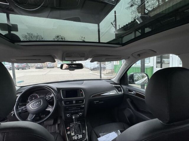 Синій Ауді Ку 5, об'ємом двигуна 3 л та пробігом 165 тис. км за 11000 $, фото 12 на Automoto.ua