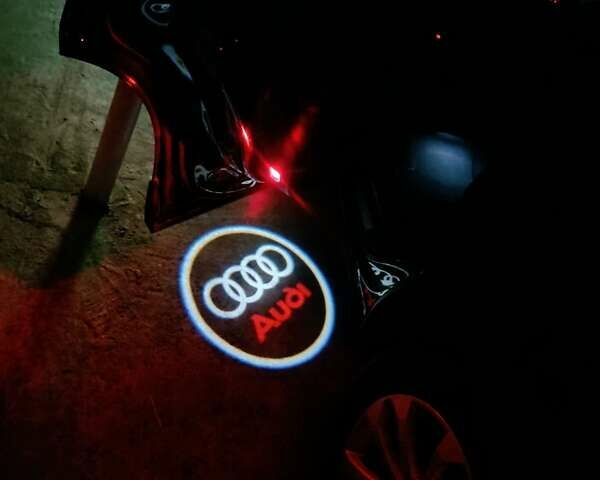 Синий Ауди Ку 5, объемом двигателя 1.98 л и пробегом 261 тыс. км за 12800 $, фото 5 на Automoto.ua