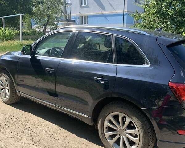 Синий Ауди Ку 5, объемом двигателя 2 л и пробегом 125 тыс. км за 14000 $, фото 3 на Automoto.ua
