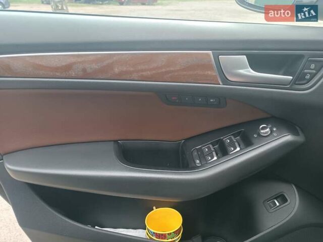 Синий Ауди Ку 5, объемом двигателя 1.98 л и пробегом 261 тыс. км за 12800 $, фото 31 на Automoto.ua