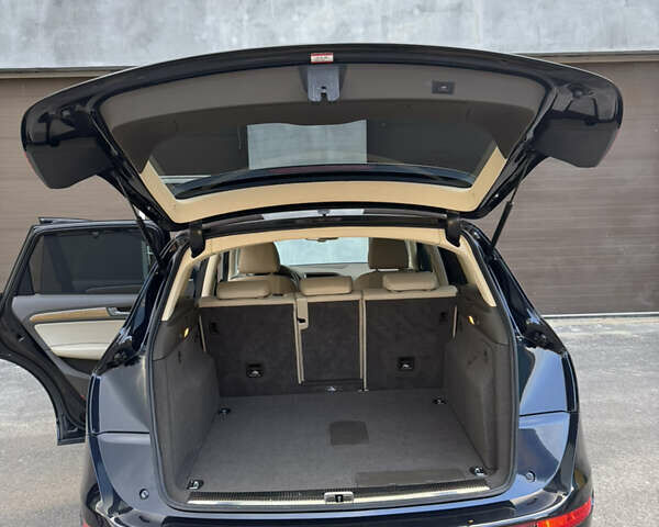 Синий Ауди Ку 5, объемом двигателя 2 л и пробегом 205 тыс. км за 13300 $, фото 81 на Automoto.ua