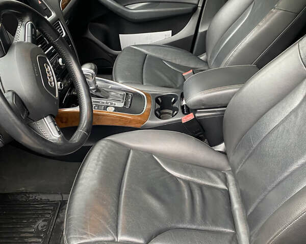 Синий Ауди Ку 5, объемом двигателя 2 л и пробегом 237 тыс. км за 15000 $, фото 11 на Automoto.ua