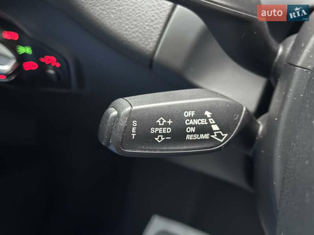 Синий Ауди Ку 5, объемом двигателя 1.98 л и пробегом 281 тыс. км за 12499 $, фото 47 на Automoto.ua