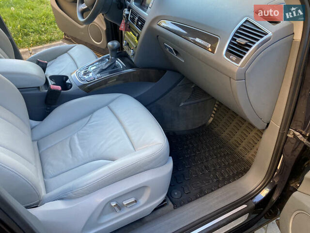 Синій Ауді Ку 5, об'ємом двигуна 2 л та пробігом 170 тис. км за 12900 $, фото 37 на Automoto.ua