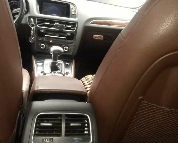 Синий Ауди Ку 5, объемом двигателя 1.98 л и пробегом 295 тыс. км за 13700 $, фото 18 на Automoto.ua