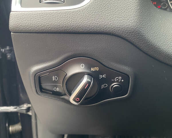 Синий Ауди Ку 5, объемом двигателя 2 л и пробегом 237 тыс. км за 15000 $, фото 14 на Automoto.ua