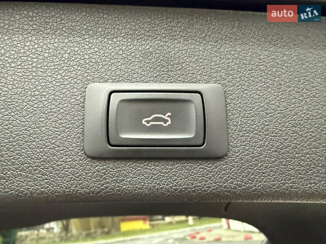 Синий Ауди Ку 5, объемом двигателя 2 л и пробегом 220 тыс. км за 15900 $, фото 54 на Automoto.ua