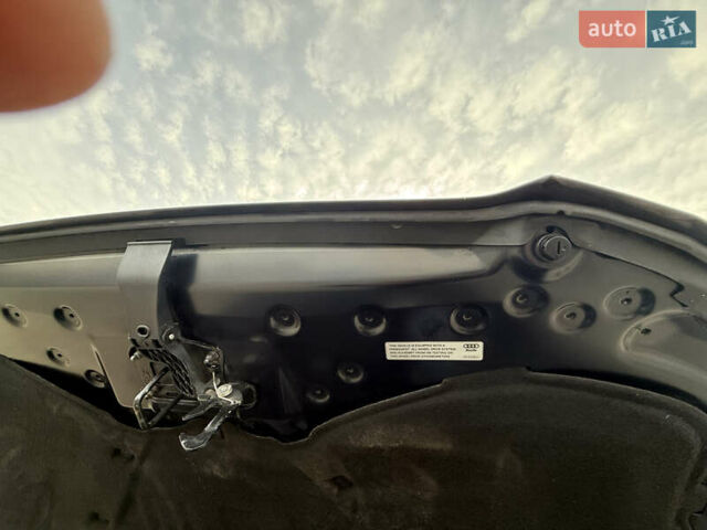 Синий Ауди Ку 5, объемом двигателя 1.98 л и пробегом 195 тыс. км за 13400 $, фото 34 на Automoto.ua