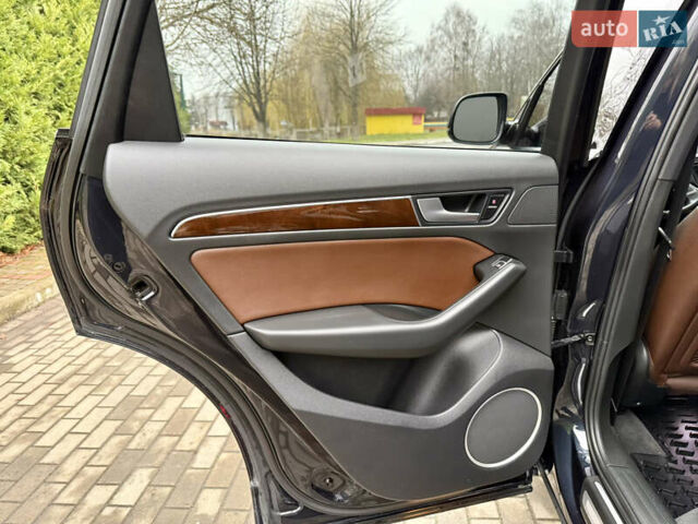 Синий Ауди Ку 5, объемом двигателя 2 л и пробегом 220 тыс. км за 15900 $, фото 34 на Automoto.ua