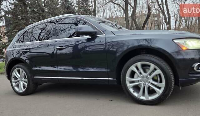 Синий Ауди Ку 5, объемом двигателя 1.98 л и пробегом 335 тыс. км за 15900 $, фото 6 на Automoto.ua