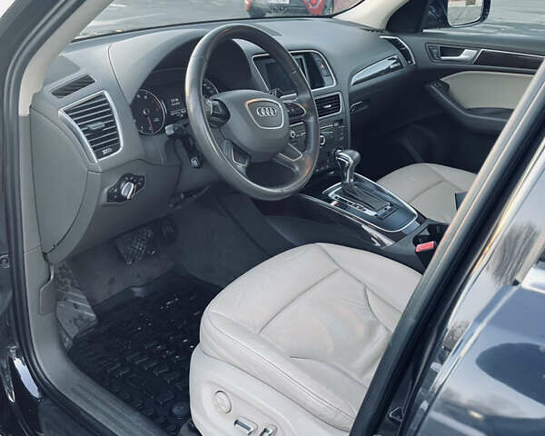 Синій Ауді Ку 5, об'ємом двигуна 1.98 л та пробігом 141 тис. км за 14500 $, фото 7 на Automoto.ua