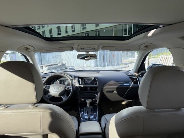 Синій Ауді Ку 5, об'ємом двигуна 2 л та пробігом 143 тис. км за 15600 $, фото 4 на Automoto.ua