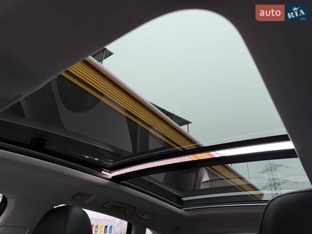 Синий Ауди Ку 5, объемом двигателя 1.98 л и пробегом 281 тыс. км за 12499 $, фото 56 на Automoto.ua