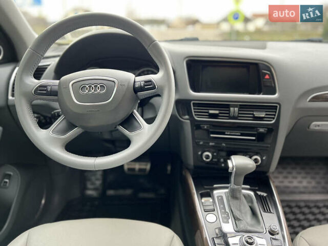 Синій Ауді Ку 5, об'ємом двигуна 2 л та пробігом 208 тис. км за 13700 $, фото 25 на Automoto.ua