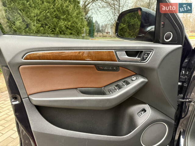 Синий Ауди Ку 5, объемом двигателя 2 л и пробегом 220 тыс. км за 15900 $, фото 32 на Automoto.ua