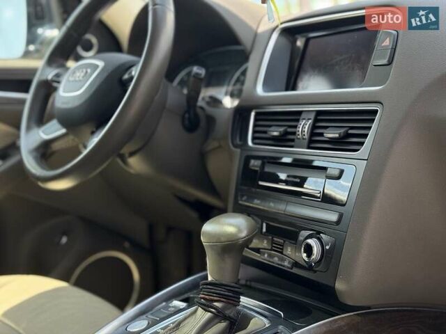 Синий Ауди Ку 5, объемом двигателя 1.98 л и пробегом 183 тыс. км за 16800 $, фото 15 на Automoto.ua