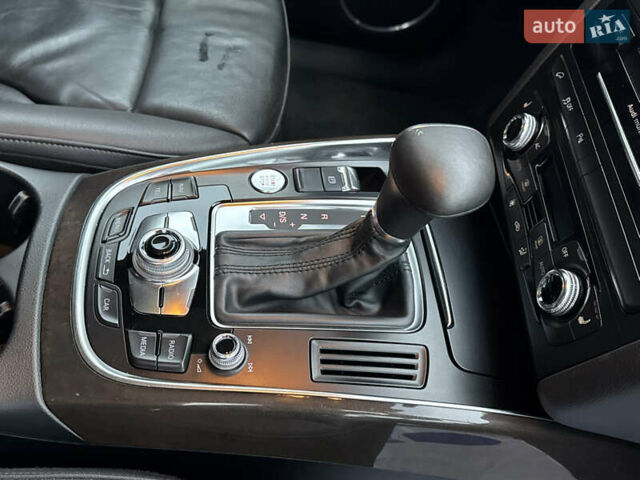 Синий Ауди Ку 5, объемом двигателя 2 л и пробегом 222 тыс. км за 14200 $, фото 41 на Automoto.ua