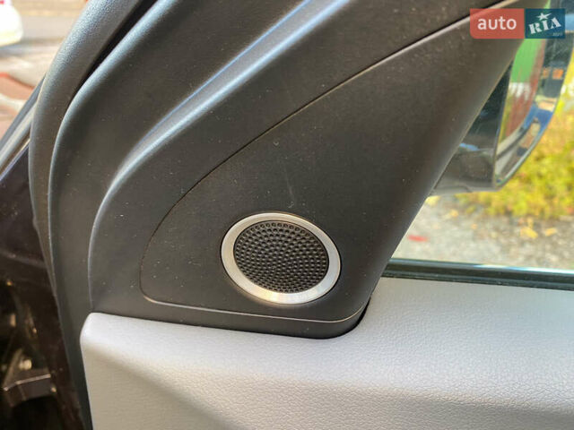 Синій Ауді Ку 5, об'ємом двигуна 2 л та пробігом 170 тис. км за 12900 $, фото 40 на Automoto.ua