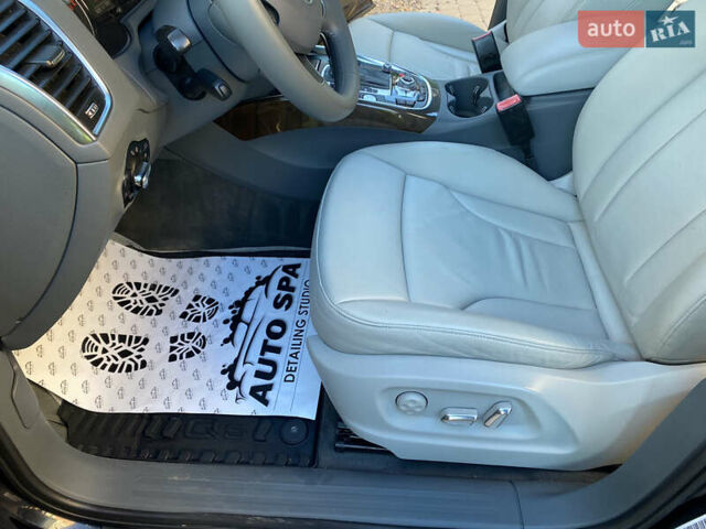 Синій Ауді Ку 5, об'ємом двигуна 2 л та пробігом 170 тис. км за 12900 $, фото 12 на Automoto.ua