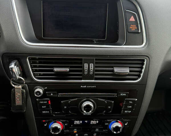 Синий Ауди Ку 5, объемом двигателя 1.98 л и пробегом 195 тыс. км за 13400 $, фото 12 на Automoto.ua