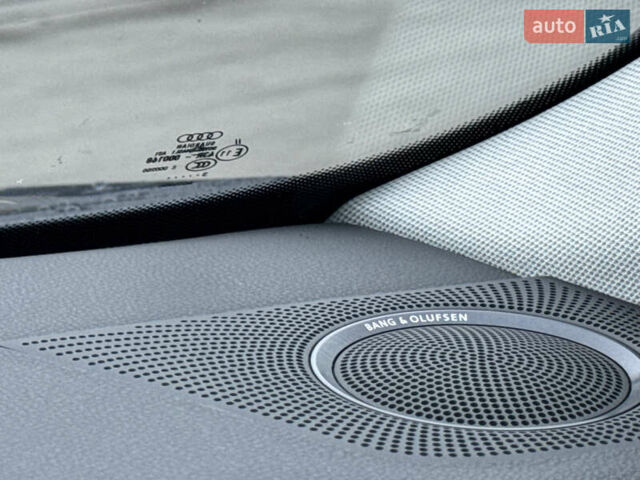 Синий Ауди Ку 5, объемом двигателя 2 л и пробегом 222 тыс. км за 14200 $, фото 58 на Automoto.ua