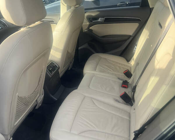 Синий Ауди Ку 5, объемом двигателя 2 л и пробегом 212 тыс. км за 14450 $, фото 5 на Automoto.ua