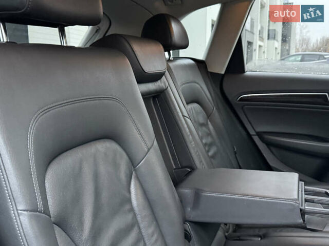 Синий Ауди Ку 5, объемом двигателя 2 л и пробегом 222 тыс. км за 14200 $, фото 35 на Automoto.ua