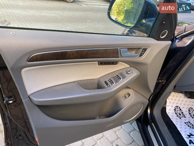 Синій Ауді Ку 5, об'ємом двигуна 2 л та пробігом 170 тис. км за 12900 $, фото 9 на Automoto.ua