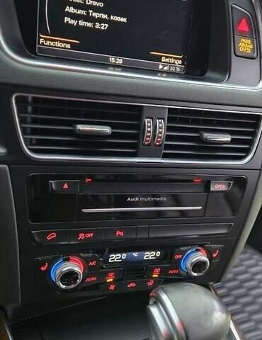 Синий Ауди Ку 5, объемом двигателя 1.98 л и пробегом 335 тыс. км за 15900 $, фото 28 на Automoto.ua