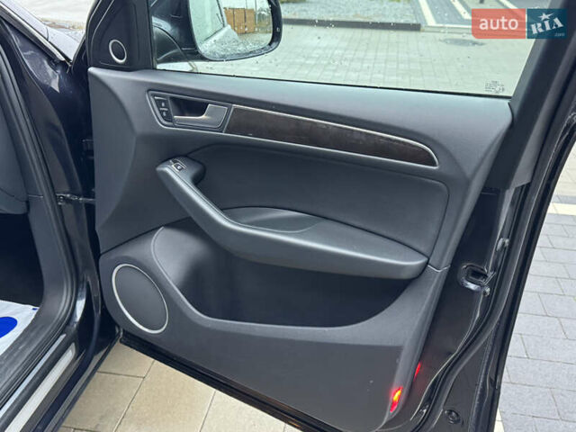 Синий Ауди Ку 5, объемом двигателя 2 л и пробегом 222 тыс. км за 14200 $, фото 36 на Automoto.ua