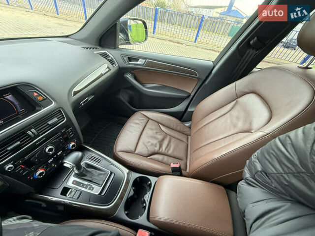 Синий Ауди Ку 5, объемом двигателя 1.98 л и пробегом 195 тыс. км за 13400 $, фото 14 на Automoto.ua