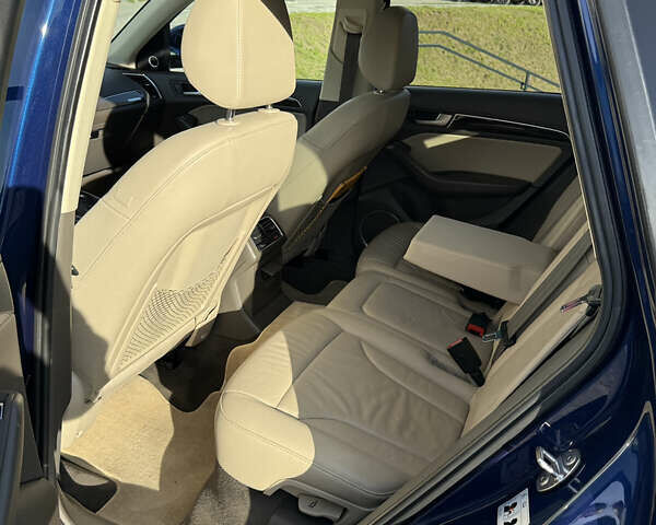 Синий Ауди Ку 5, объемом двигателя 2 л и пробегом 143 тыс. км за 15600 $, фото 42 на Automoto.ua