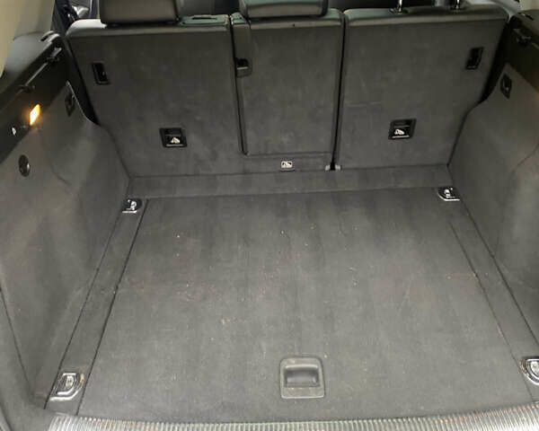 Синий Ауди Ку 5, объемом двигателя 2 л и пробегом 237 тыс. км за 15000 $, фото 24 на Automoto.ua