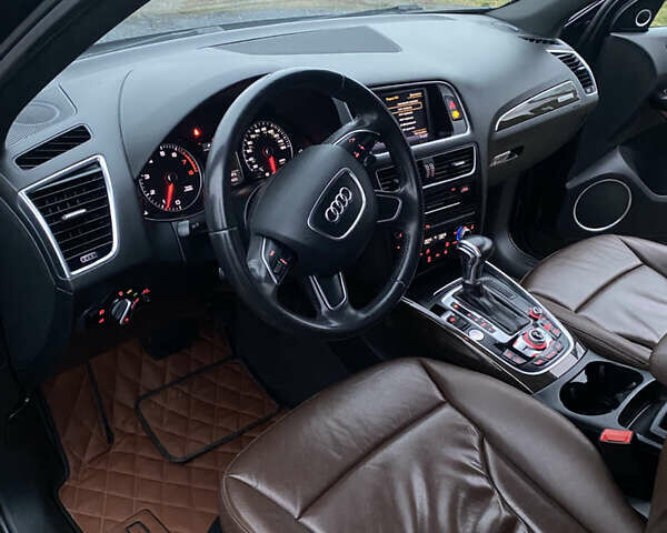 Синий Ауди Ку 5, объемом двигателя 2 л и пробегом 245 тыс. км за 17100 $, фото 6 на Automoto.ua