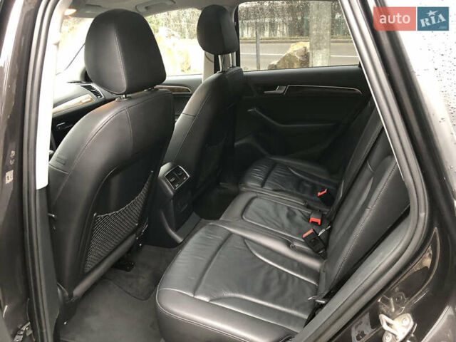 Синій Ауді Ку 5, об'ємом двигуна 2 л та пробігом 174 тис. км за 15300 $, фото 23 на Automoto.ua