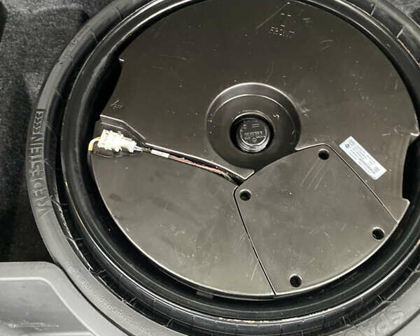 Синий Ауди Ку 5, объемом двигателя 2 л и пробегом 237 тыс. км за 15000 $, фото 25 на Automoto.ua