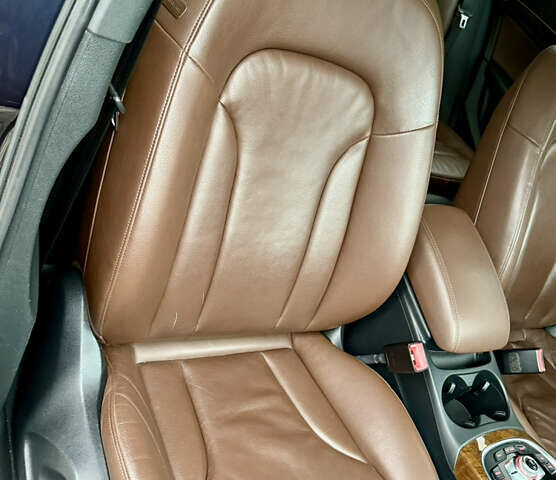 Синий Ауди Ку 5, объемом двигателя 2 л и пробегом 220 тыс. км за 15900 $, фото 41 на Automoto.ua