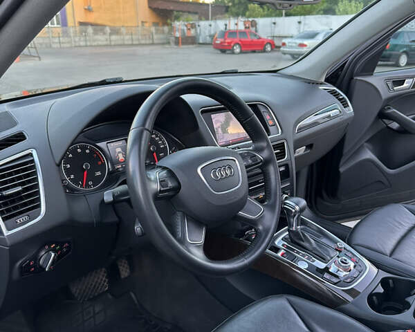 Синій Ауді Ку 5, об'ємом двигуна 1.98 л та пробігом 175 тис. км за 17300 $, фото 12 на Automoto.ua