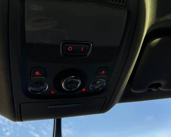 Синій Ауді Ку 5, об'ємом двигуна 1.98 л та пробігом 179 тис. км за 16500 $, фото 17 на Automoto.ua