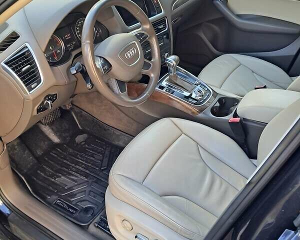 Синий Ауди Ку 5, объемом двигателя 1.98 л и пробегом 155 тыс. км за 15990 $, фото 14 на Automoto.ua