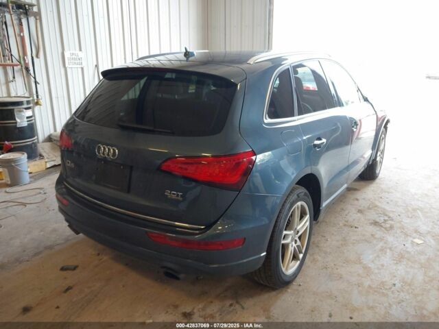 Синий Ауди Ку 5, объемом двигателя 2 л и пробегом 116 тыс. км за 11900 $, фото 3 на Automoto.ua