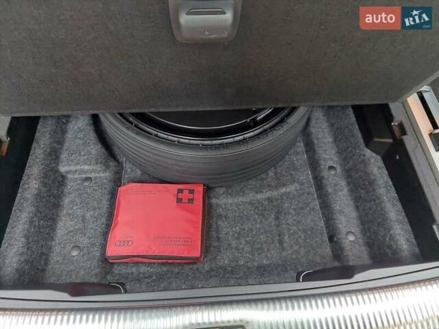 Синий Ауди Ку 5, объемом двигателя 1.97 л и пробегом 167 тыс. км за 24555 $, фото 54 на Automoto.ua
