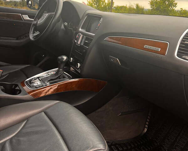 Синій Ауді Ку 5, об'ємом двигуна 1.98 л та пробігом 268 тис. км за 13600 $, фото 11 на Automoto.ua