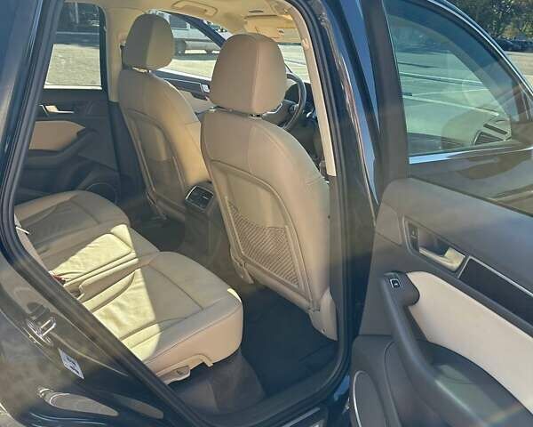 Синий Ауди Ку 5, объемом двигателя 1.98 л и пробегом 135 тыс. км за 18000 $, фото 14 на Automoto.ua