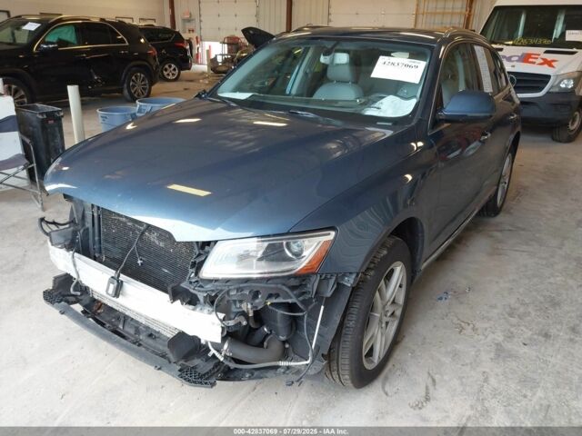 Синий Ауди Ку 5, объемом двигателя 2 л и пробегом 116 тыс. км за 11900 $, фото 1 на Automoto.ua