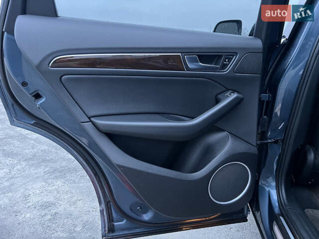 Синій Ауді Ку 5, об'ємом двигуна 1.98 л та пробігом 131 тис. км за 15400 $, фото 10 на Automoto.ua