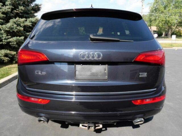 Синий Ауди Ку 5, объемом двигателя 3 л и пробегом 77 тыс. км за 8000 $, фото 4 на Automoto.ua