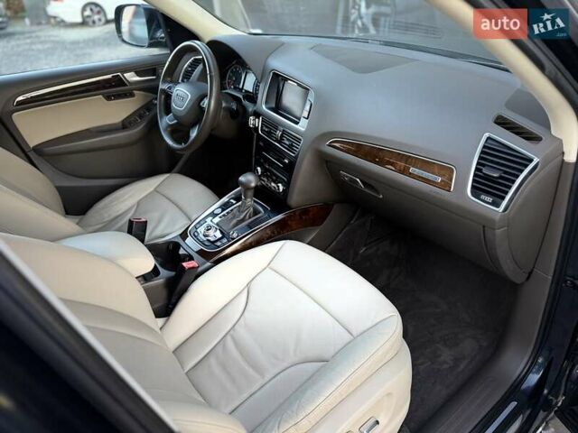 Синий Ауди Ку 5, объемом двигателя 1.98 л и пробегом 202 тыс. км за 14700 $, фото 54 на Automoto.ua