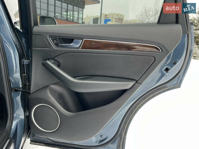 Синій Ауді Ку 5, об'ємом двигуна 1.98 л та пробігом 130 тис. км за 15500 $, фото 21 на Automoto.ua